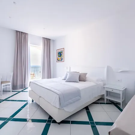 San Francesco 4*